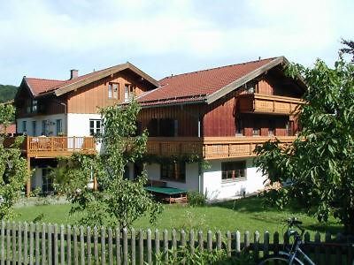 Gaestehaus Alpin - Inkl. Chiemgau-Karte برغن المظهر الخارجي الصورة