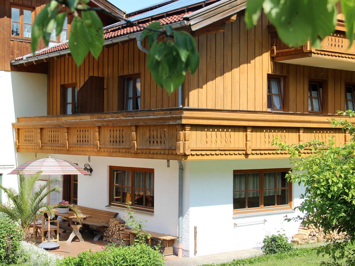 Gaestehaus Alpin - Inkl. Chiemgau-Karte برغن المظهر الخارجي الصورة