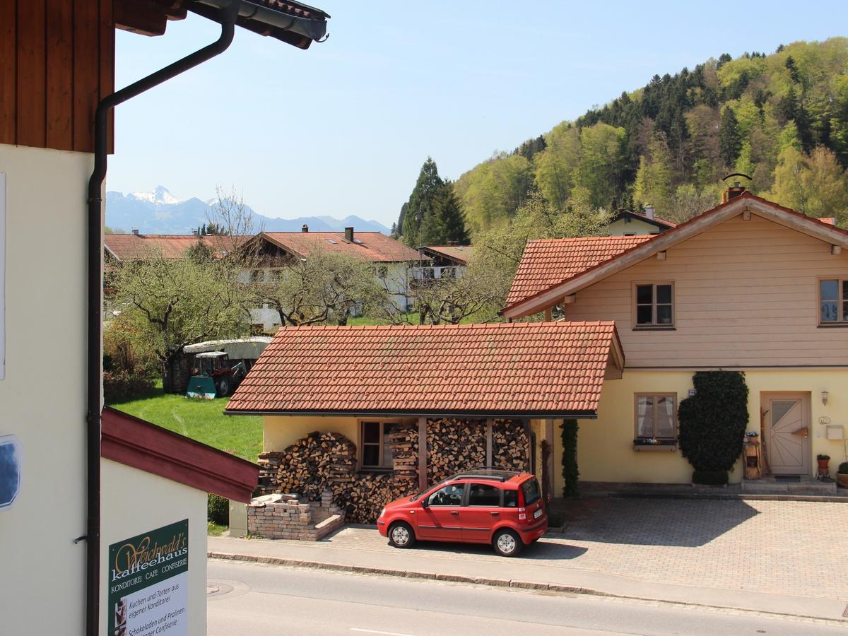 Gaestehaus Alpin-Ab 1. Mai Chiemgau-Karten Betrieb برغن المظهر الخارجي الصورة